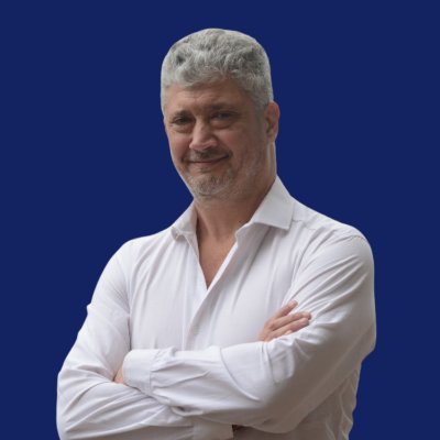 Locutor Nacional • Relator de Fútbol 
🔸Servicio Interpretativo
🔸Servicio de Influencer
🔸