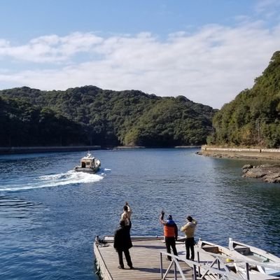 yushiamakusa's profile picture. 勇志国際高等学校は全国から入学できる通信制高校です。熊本県天草市御所浦町を本校に、熊本、福岡、千葉、宮崎に学習センターがあります。本校は自然に囲まれた環境でのびのびと学習ができます！