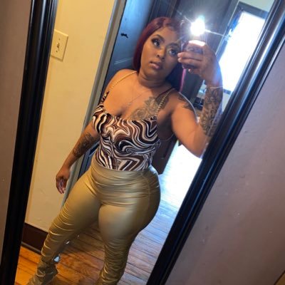 Future Psychologist 👩🏽🎓 ❤️Fatty Mama❣️🌺🌹💕 Snapchat👻 : Shantia103 🦋instagram 📸 : Shantia103 💛