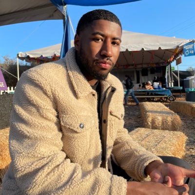 CEO @intrusivesports | Adjunct Professor @WestcliffU | PhD Student @CUChicago researching Sports, Race, and the Creator Economy.