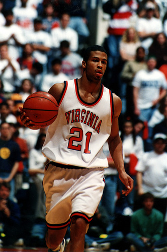 EWR85's profile picture. 