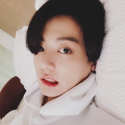 너무 멀어지진 마 𝗍𝗈𝗆𝗈𝗋𝗋𝗈𝗐