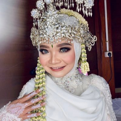 trisukmandini's profile picture. 