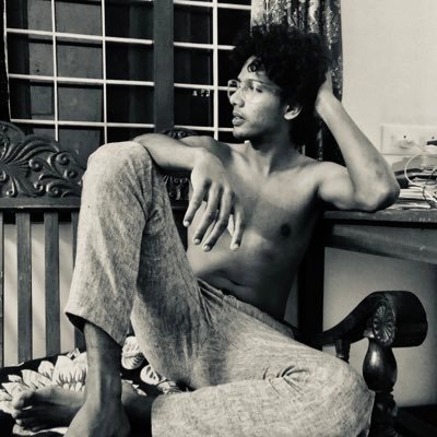 AlanThaliath's profile picture. explorarlo, entonces escoge 🌈🫀🍁🥂