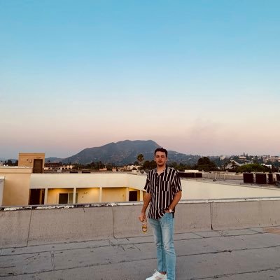 ig: jaxon.bravo | ΦΣΚ | UK Alum| LA