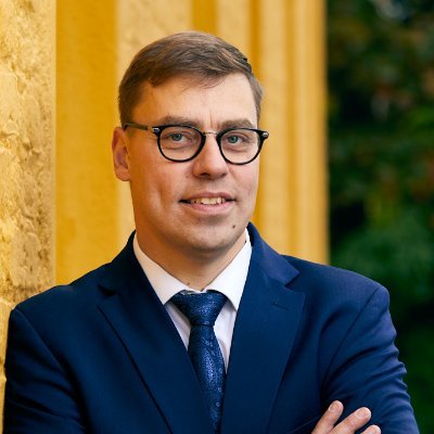 artonikkanen's profile picture. Lappeenrannan Energian toimitusjohtaja. Kiinnostunut energia- ja ilmasto- ja vesihuollon asioista sekä ihmisten johtamisesta. Energia, lämpö, sähkö, vesihuolto