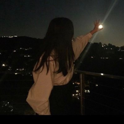 chileolivia's profile picture. collecting proofs! trading my rh invi for robux or mm2 godlys 💞