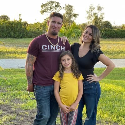 Working full time building power lines as a GF, spend spare time in the hunting, fishing and learning to invest so I can quit working and just trade
