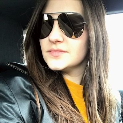 ciao_elizabetta's profile picture. Digital Marketer | SEO | Groupie | Outdoor explorer |  Let's talk food | Wannabe Carmen SanDiego | Zookeeper | Tweets are IMO.