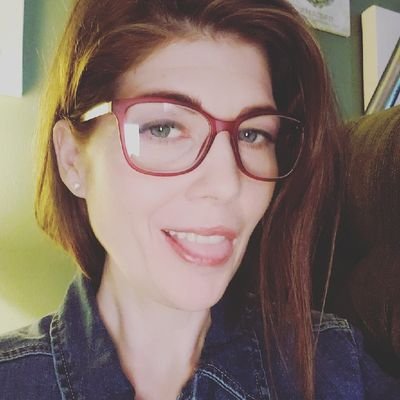 Author/writer. Conscious mama, 💗 quantum physics, manifesting, Law of Assumption (Neville Goddard, Abdullah, etc.), mythology, etc. https://t.co/uZzUlpE1kz