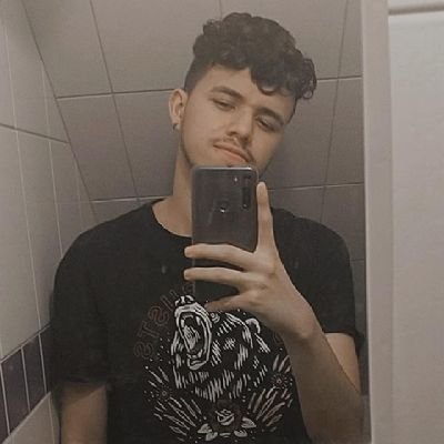 pedrombz Profile Picture