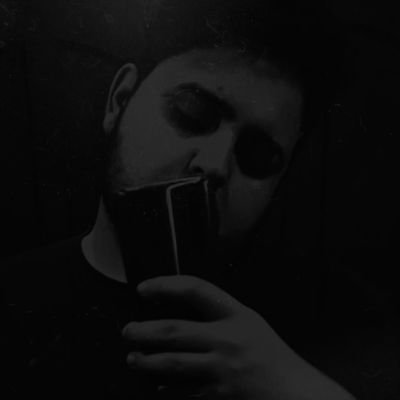 21 años siendo nadie | Graphic Designer at @metagamingpy 💛 | Volvi de la funación 😈