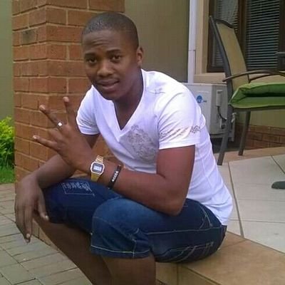 Kenna_Unathi's profile picture. Follow me ill follow you back like u r moses