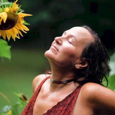 Esthetician, Owner of Nea Naturals Inc Entrepreneur, Believer in Faith, Motivator. Philanthropist, Proudest Mom and Nonni