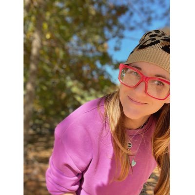 Aspiring Donut Photographer | WrestleMania 14 Attendee | X-mas in July Observer | My Nanaās Sweetheart | Libraries Will Save Us | Freelance Copywriter