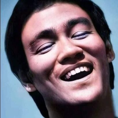 AzonDijap's profile picture. Open minded