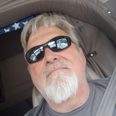 truck driver. Married to a Beautiful woman. Trump supporter 💯💯🇺🇸🇺🇸 grow up in Las Vegas. lives in the mountains of N.C.. retired Marine 🇺🇸 GOD FIRST..💯