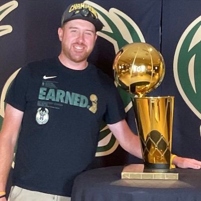 #FearTheDeer 2021 World Champion #OnWisconsin @BuckyRescueUnit Owner of the Green Bay Packers cash app: $23thisguy  Venmo: @ian-duncan-1