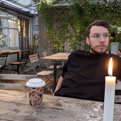 FrontEnd Dev (Flutter Enthusiast, Senior Angular)
Don't mind the DnB and the 2010 emo music