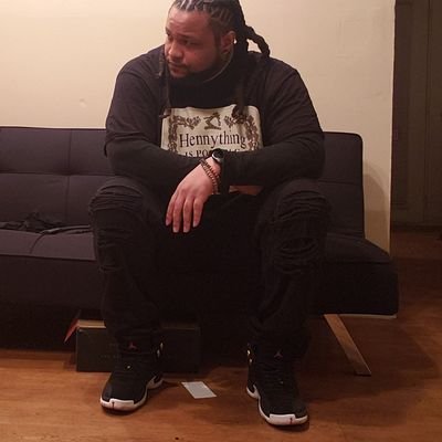 baying_wolf's profile picture. Paul Quinn College, St. Augustine's University, #Texas #southerngentleman ima a lover not a fighter but I'm also a fighter so don't get any ideas. #ChuckNorris