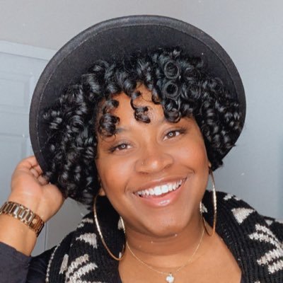 HeeLSJsandBags's profile picture. Army Wife|Boy Mom 💙💚|Mompreneur|Esquire in training turned photograpHER📸|Soaking up the ink from God's pen for my story