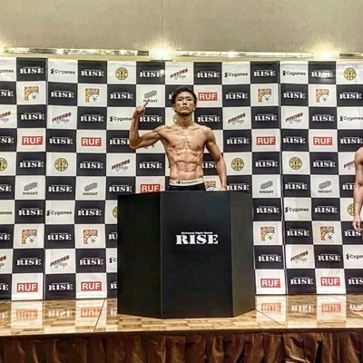 S-ROUND所属/プロキックボクサー/RISEバンタム級6位/21戦15勝6敗