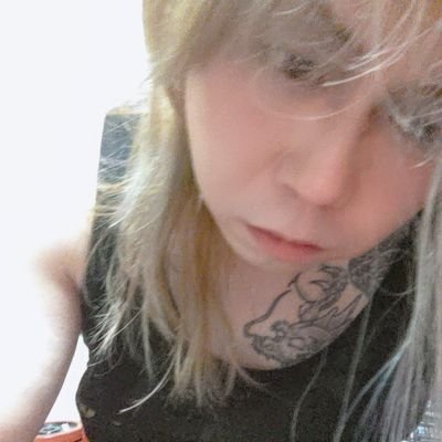uZmon's profile picture. GENEギタリスト有司です！よろしくお願いします。
