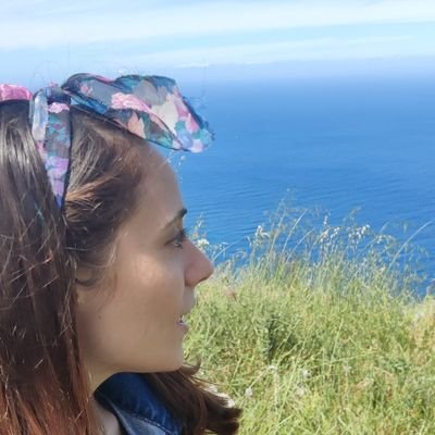 flasni_'s profile picture. Translation & Content Senior Specialist | Love reading, watching movies and tv series, traveling, and animals| Disney movies and Harry Potter addicted ♥