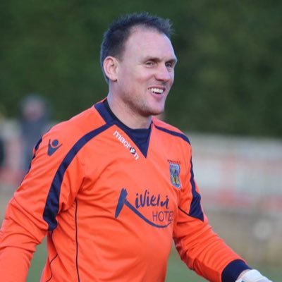 Electrician former @theterras manager, now goalkeeping coach. dad to 2 fantastic boys.