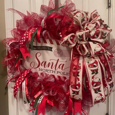 Wreath loving making girl🙂 If see something you like message me!