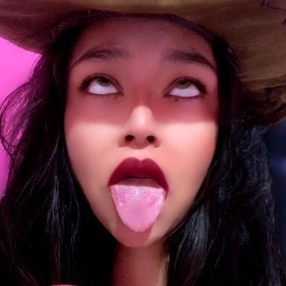 milenazavala66's profile picture. Soy tu zorrita muy follable y muy golosa me encanta la polla bien dura soy bien lechera

https://t.co/DUgVM2xO7g