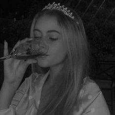 cemresolmazz233's profile picture. bi sus ecrin