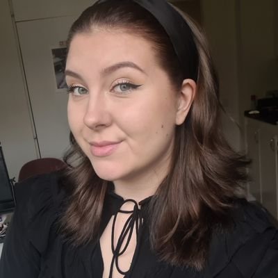 xoLinaluvxo's profile picture. Fangirl❤️→Cody Simpson 15/4-14←Austin Mahone Followed/Replied16/7-14! ❤Beau, james/5♥Conor Maynard 7/1-15♥