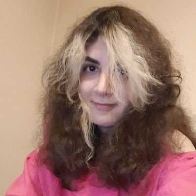 Assigned Villain at Birth - she/her
Tweets in English, mostly about game dev.