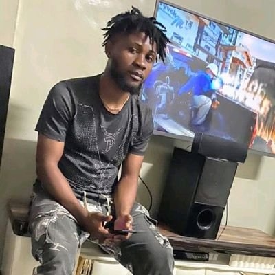 Manchester united fan
living my best life, trying to be myself, always on my lane💎 the rest of it don't really matter to me😂
s