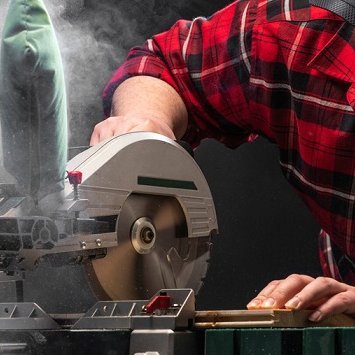Best saws point Reviews and saw information. Buy the best saws at the lowest prices online. We have reviews on all types of chainsaws, gas-powered chain saws.