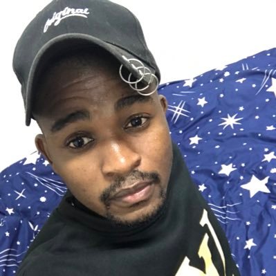 Mechanical &Electronics Engineer🎓|dreamChaser👈 |Zimbabwean🇿🇼|Loyal|Barcelona/Man u fan🤟.All i do is win 🥇