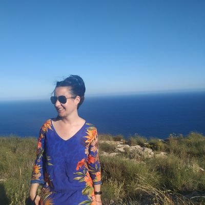 xela124's profile picture. 