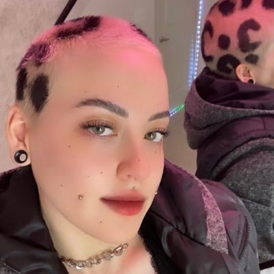 jojisglow's profile picture. Licensed Esthetician & Lash Technician. Booking site: https://t.co/uYrEdSgl6p