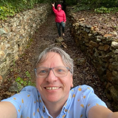 Scientist of the RNA meets genomics flavor, twin dad, husband, outdoorsey type, Montanan, lover of orange. Tweets are all me.
