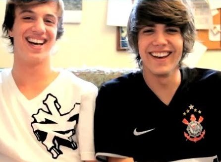 Desde:24 de janeiro de 2011, ás 23:10 , seguidas pelo @emilioeric e pelo @matheusrdonadio
