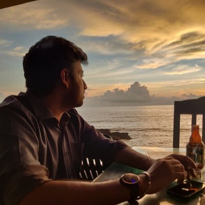 DrAnmolMalhotr1's profile picture. 