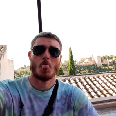Zaragocista hasta la medula .
Arrasa con lo que veas y generoso no seas.
EGL