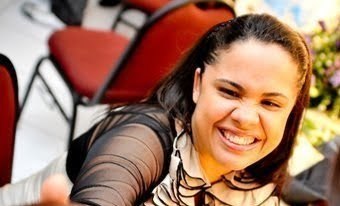 Twitter dedicado a @CASSIANECANTORA . Frases e novidades dela , é Fã ? então segue , não é ? Segue e surpreenda-se .