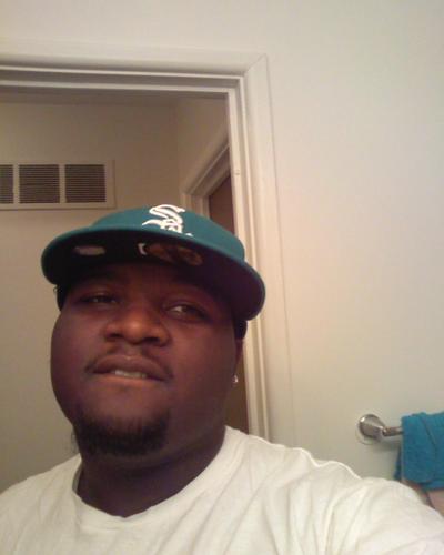 im a laid back type dude nd i stay on mii money