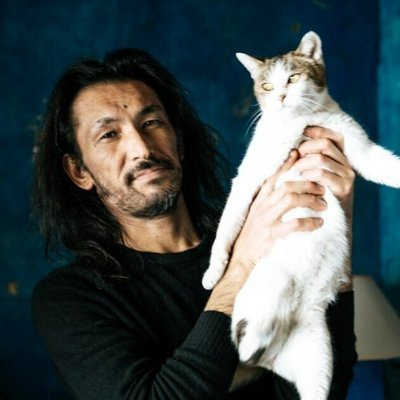 古本サ店ギャラリー「本屋と活版印刷所の屋根裏」店主/オリジナル雑貨ブランド「屋根裏藝術」代表
わかることは増える。
絶望せずにいられるか、投げ出さずにいられるか、やること変わらないと思えるか、変えずにいられるか、且つまたやれること増やせるか、が課題。