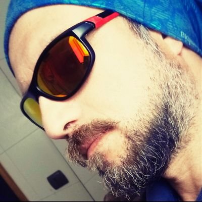 Piloto R.O.V / Robótica Submarina.....
Hincha de la UC hasta la médula
Patriota 🇨🇱