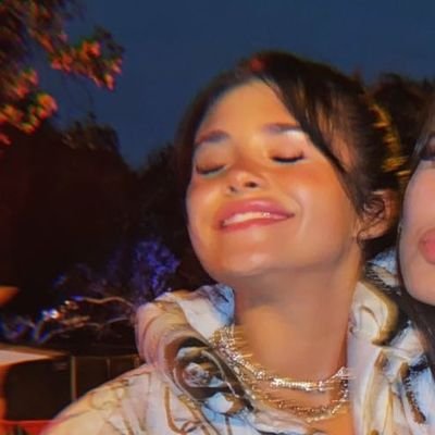 janesadn's profile picture. idk