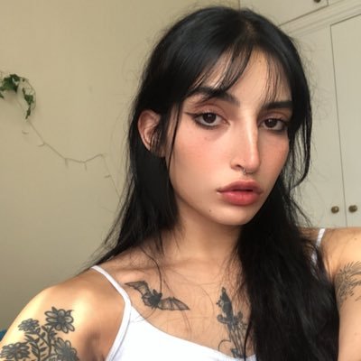 urnotmybabyy's profile picture. instagram: hhnscc