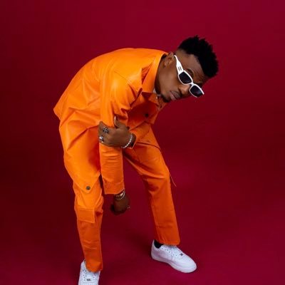 Maxi_maloni4's profile picture. •MUSIC IS DEFINED HERE• God first. Hills. _Singer_||_songwritter_ 🇳🇬